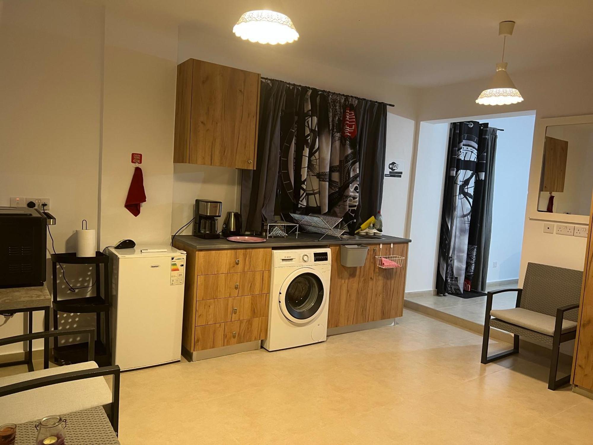 Charalambous Apartment Pafos Exterior foto